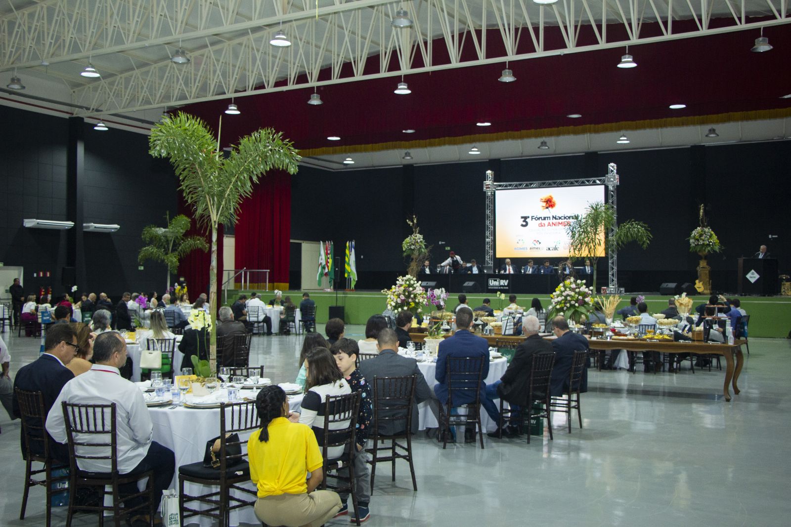 Plateia do Fórum ANIMES reunida no auditório
